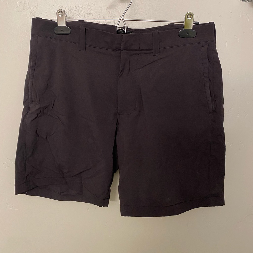 Men’s J Crew Tech Shorts 7”
